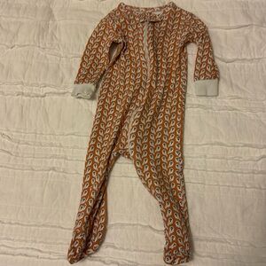 Lila & Hayes 0-3 month Halloween Pajamas
